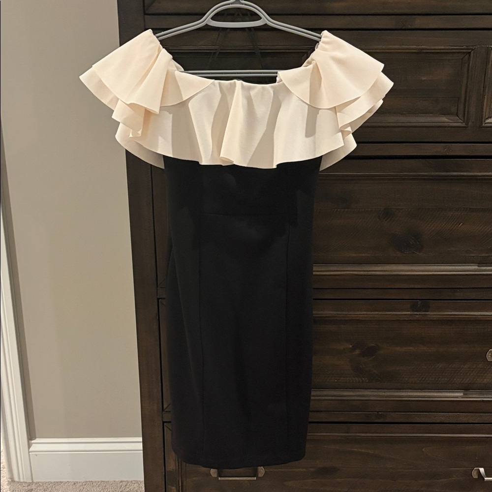 LOFT Petite Ponte 90’s Inspired Off-Shoulder Dress